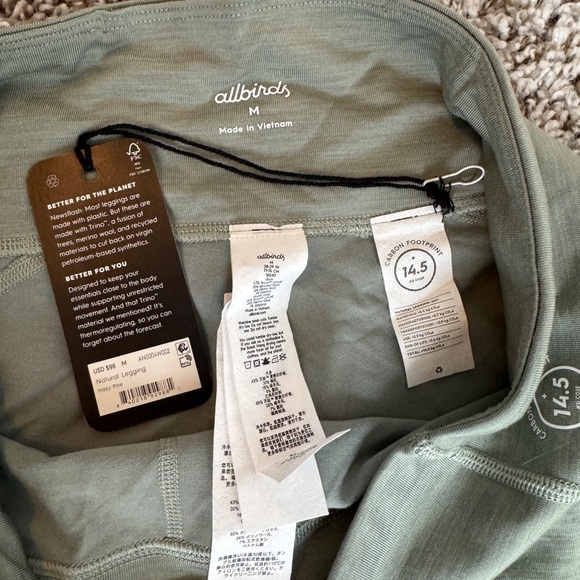 ❌SOLD NWT Allbirds sage green athletic Natural Legging hazy pine M wool blend - Picture 6 of 6